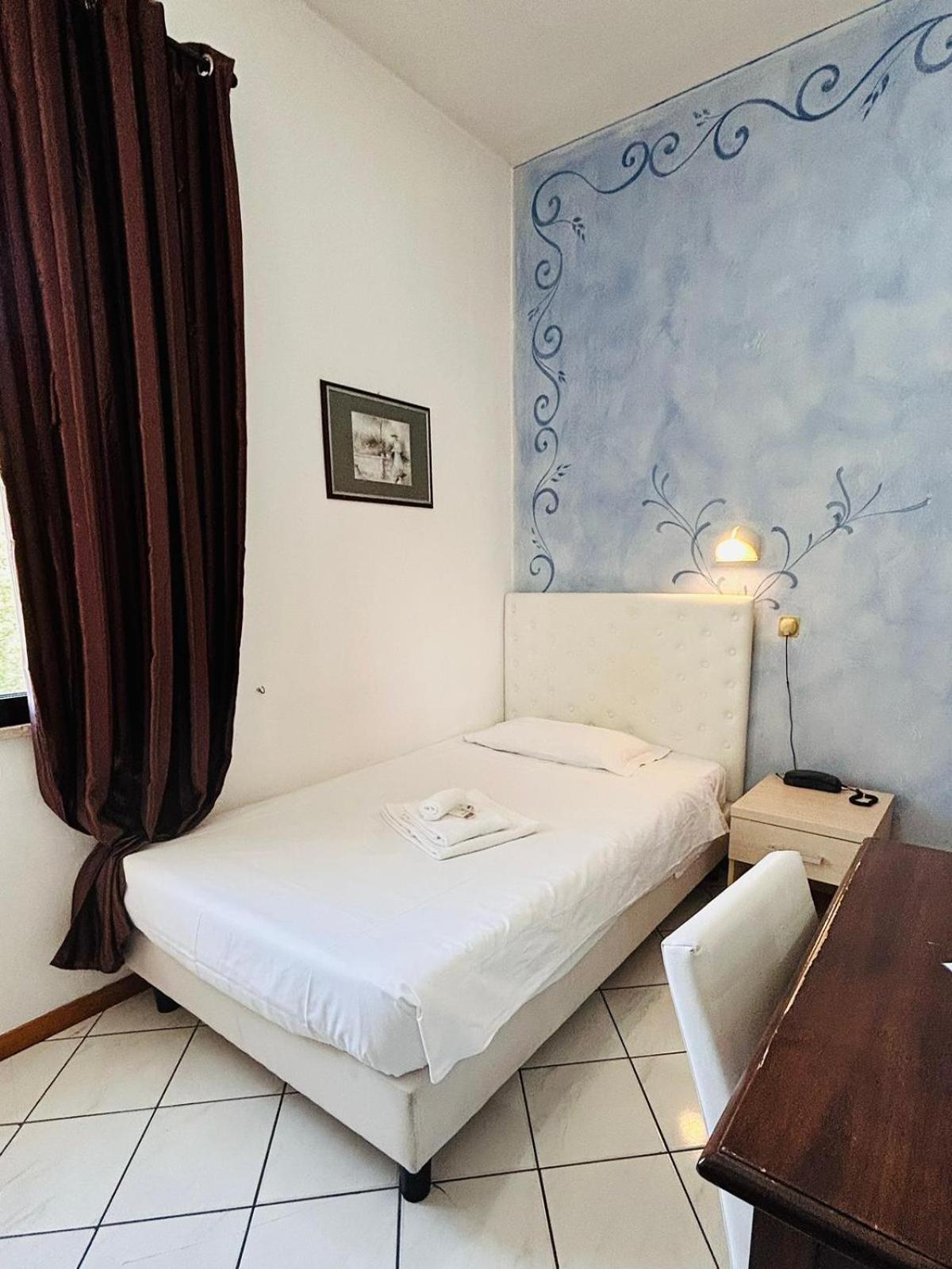 Hotel Romagna Cesena Esterno foto